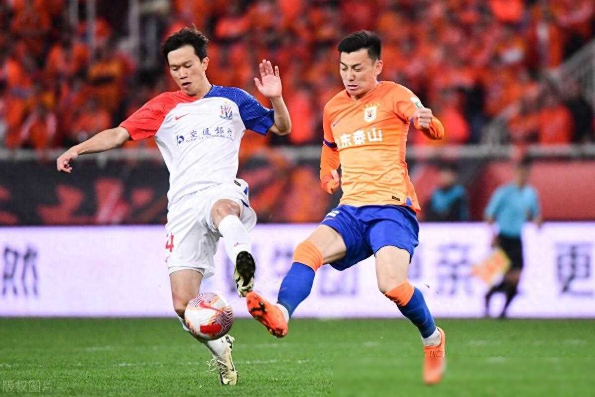 关于济南鲁能队员在比赛中发挥出色,赢得信心的信息 关于济南鲁能队员在比赛中发挥出色,赢得信心的信息