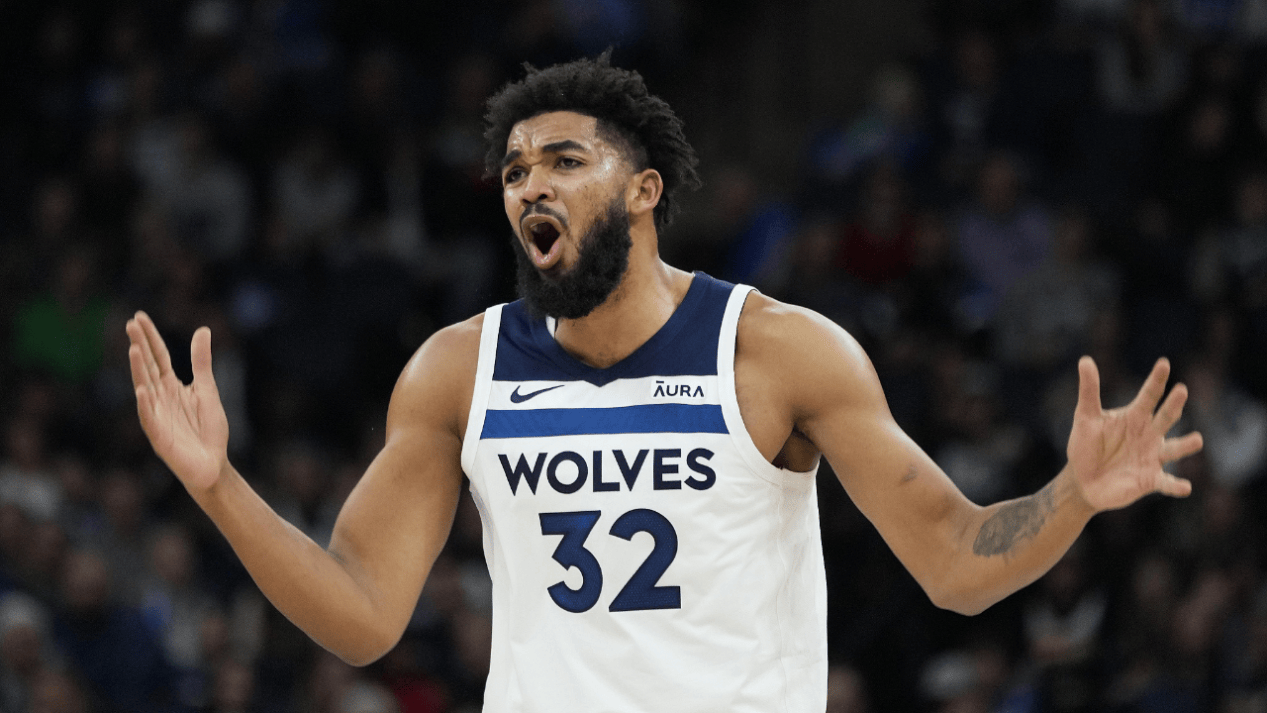 巨人狼队中锋唐斯记录全队最高得分 巨人狼队中锋唐斯记录全队最高得分