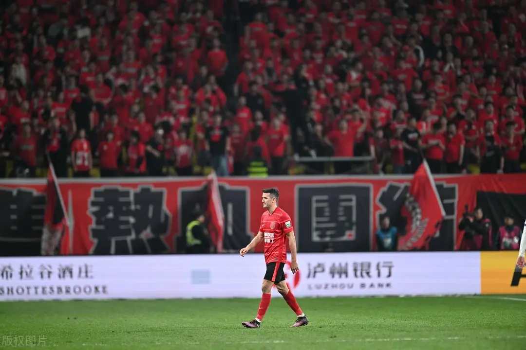 关于红牌事件频发,裁判组织将加强比赛执法的信息 关于红牌事件频发,裁判组织将加强比赛执法的信息