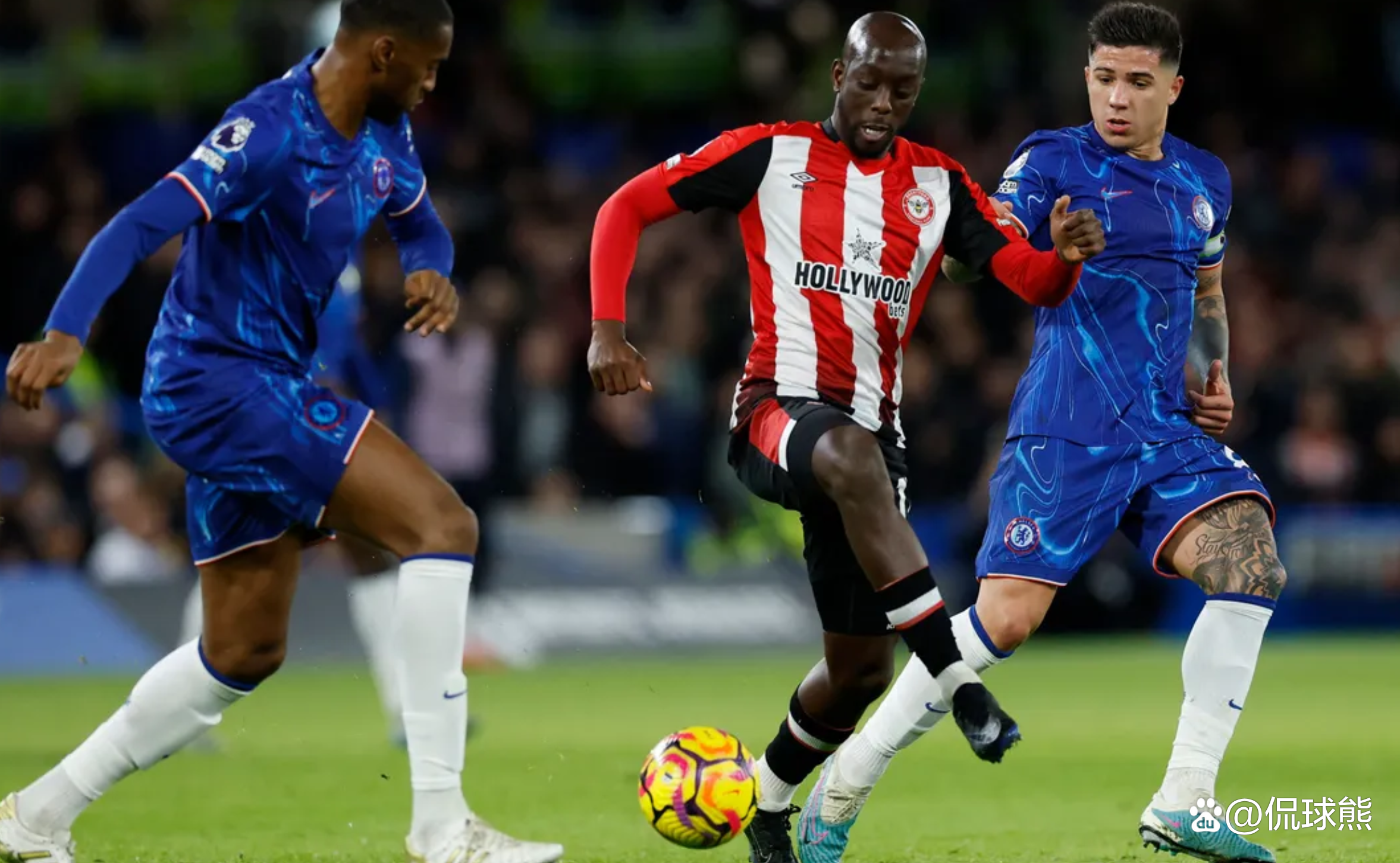 曼联联赛再次失分压力之下急需全队整改的简单介绍 曼联联赛再次失分压力之下急需全队整改的简单介绍