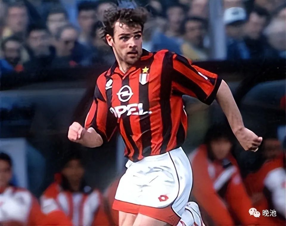 关于AC米兰大胜云达不莱梅,赛季前景一片光明的信息 关于AC米兰大胜云达不莱梅,赛季前景一片光明的信息