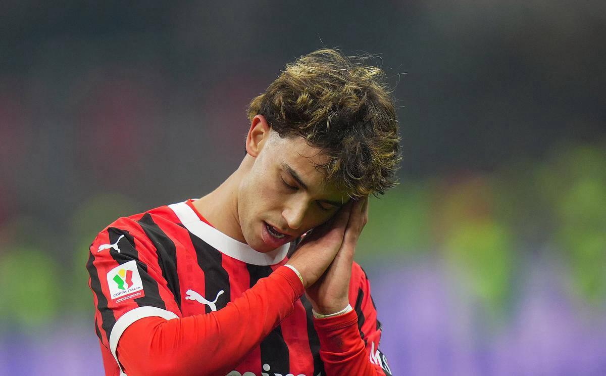 AC米兰中场球员紧急转会传闻,备战未卜的简单介绍 AC米兰中场球员紧急转会传闻,备战未卜的简单介绍