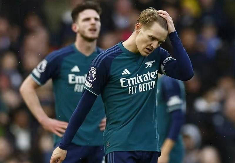 阿森纳客场失利,球队战绩低迷备受质疑 阿森纳客场失利,球队战绩低迷备受质疑