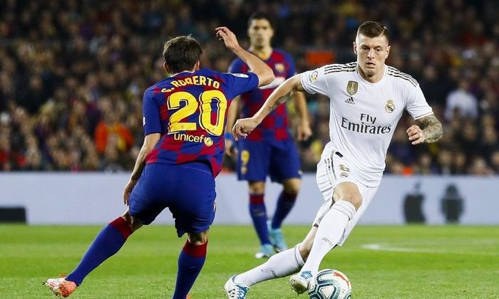 纳斯雷克惨败,球员集体发表不满 纳斯雷克惨败,球员集体发表不满