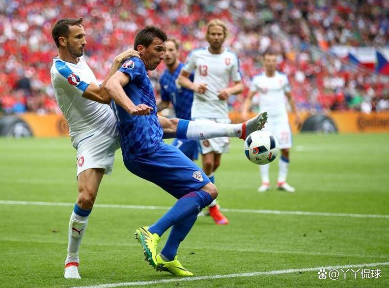 捷克队击败对手,欧洲预选赛表现强劲 捷克队击败对手,欧洲预选赛表现强劲