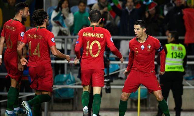 欧洲足球赛:实力相当的球队对决 欧洲足球赛:实力相当的球队对决