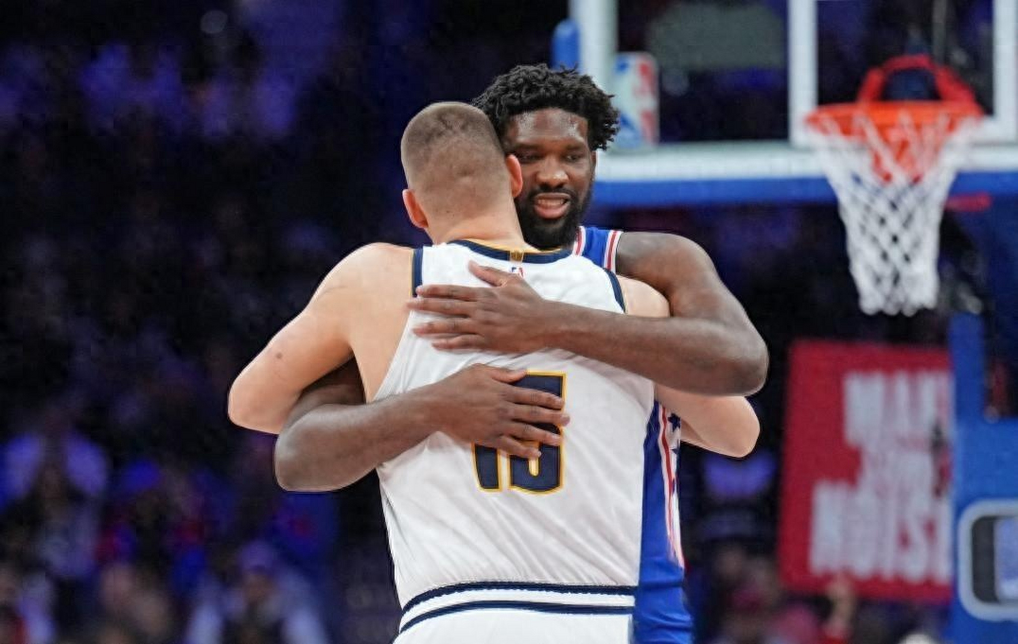 比赛中球队的合作默契令人印象深刻 比赛中球队的合作默契令人印象深刻