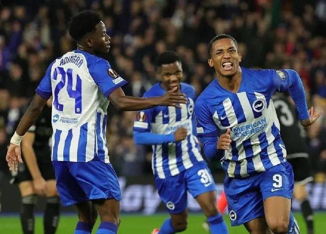 开云体育官方网站-阿森纳主场逼平布莱顿，遭遇阻挠的简单介绍