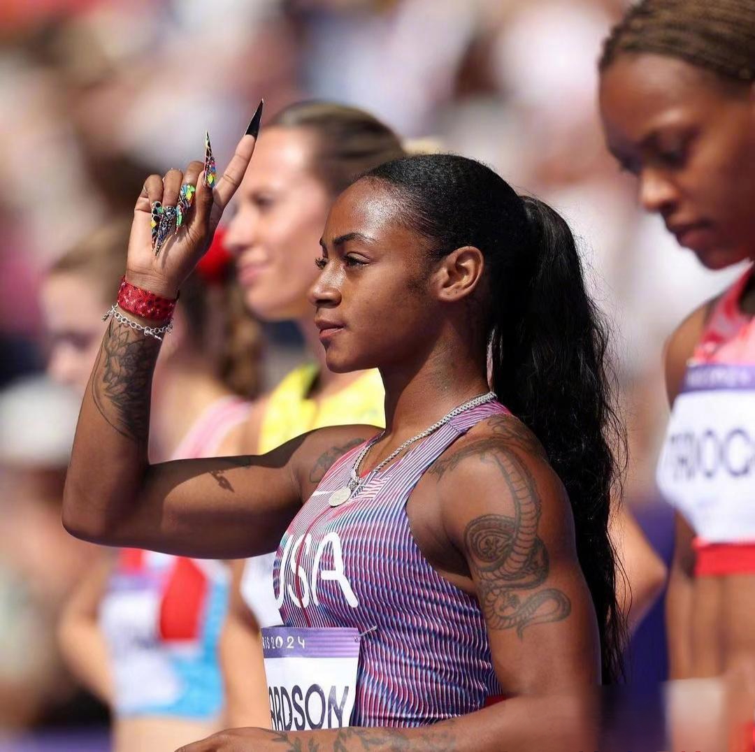 法国田径选手风采袭人,关注度飙升 法国田径选手风采袭人,关注度飙升