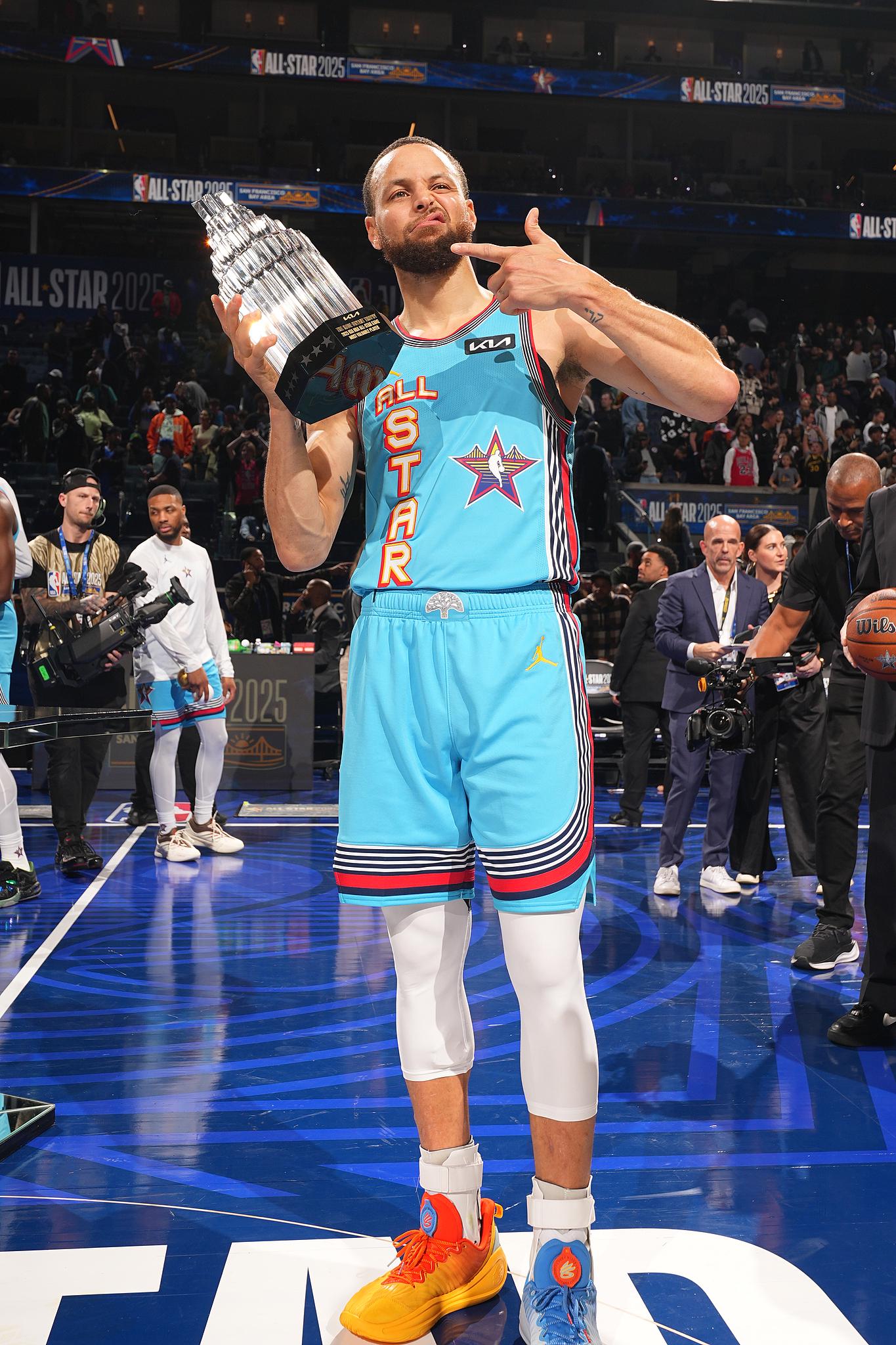 南美洲篮球明星荣膺MVP奖项 南美洲篮球明星荣膺MVP奖项