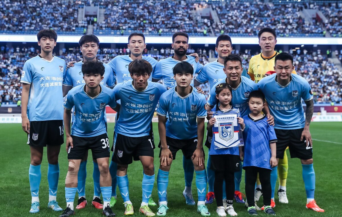 球队的表现远超预期，获得好评