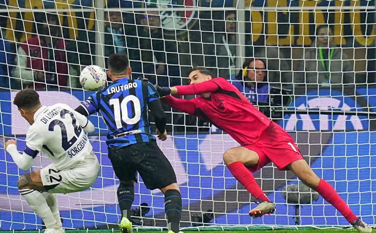 那不勒斯主场不敌桑普多利亚,陷入颓势 那不勒斯主场不敌桑普多利亚,陷入颓势