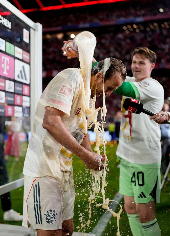 穆勒三连败助阵拜仁,勉力逆袭 穆勒三连败助阵拜仁,勉力逆袭