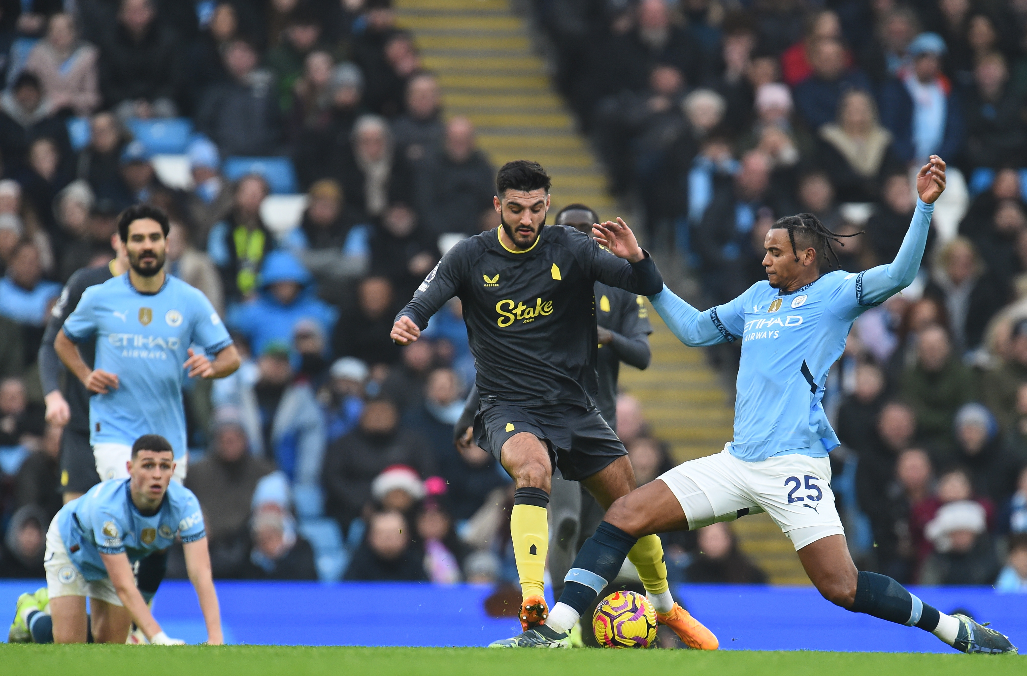 开云体育登录-曼城主场大胜，不给对手任何机会的简单介绍