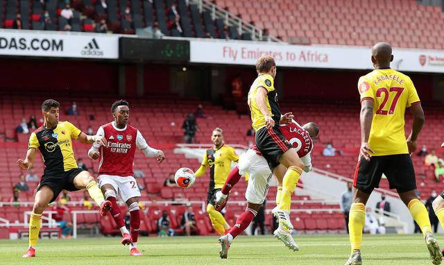 马赛客场逼平巴斯蒂亚,苦寻一分 马赛客场逼平巴斯蒂亚,苦寻一分