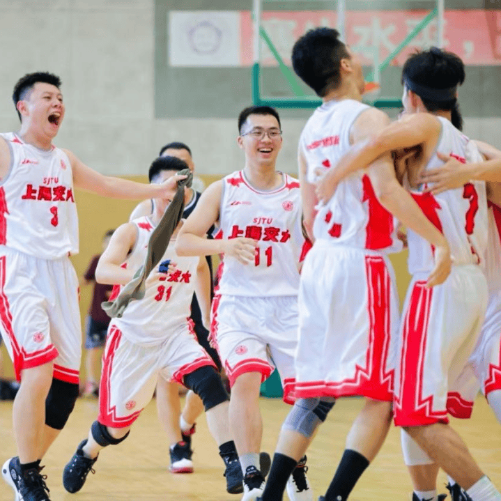 CBA联赛新风貌：球队文化建设以及粉丝互动活动多样化的简单介绍