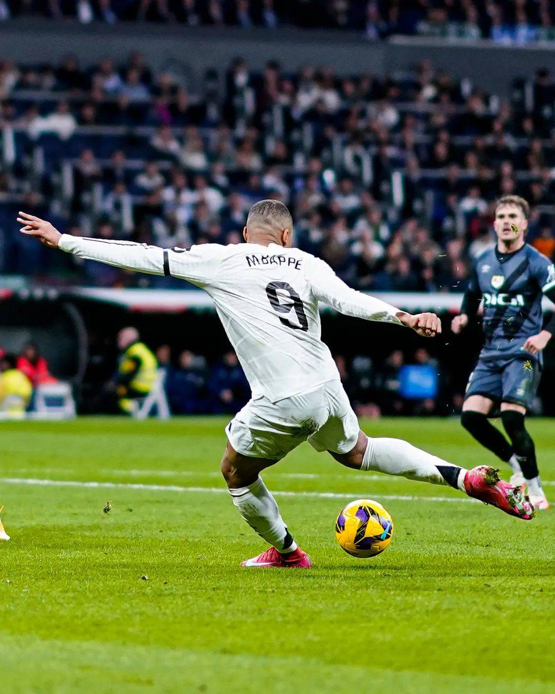 巴列卡诺主场连扳两球,幸运终将向他们微笑 巴列卡诺主场连扳两球,幸运终将向他们微笑