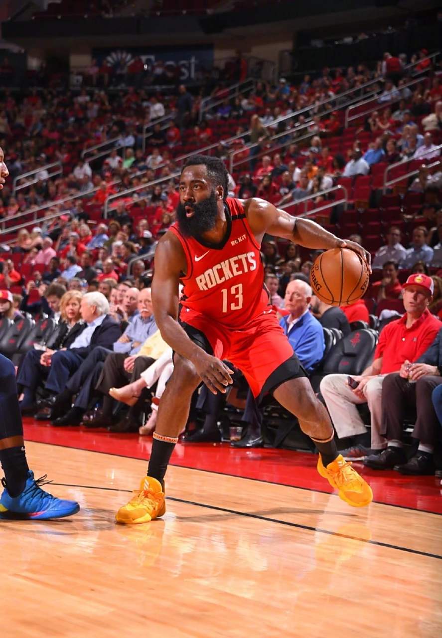 瓦伦西亚主场失利，四连败难副高的简单介绍