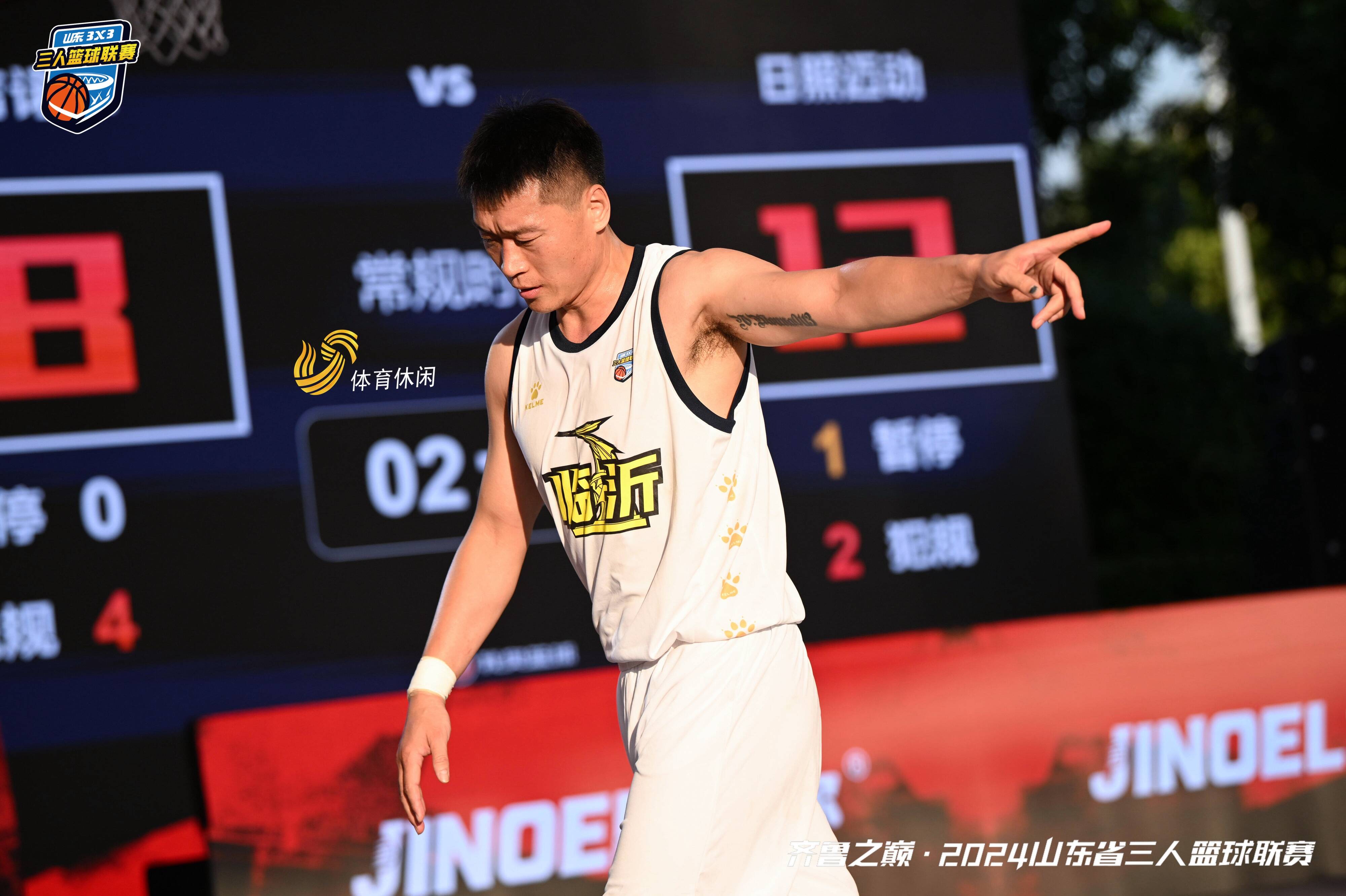 国内顶尖篮球联赛精彩对决持续