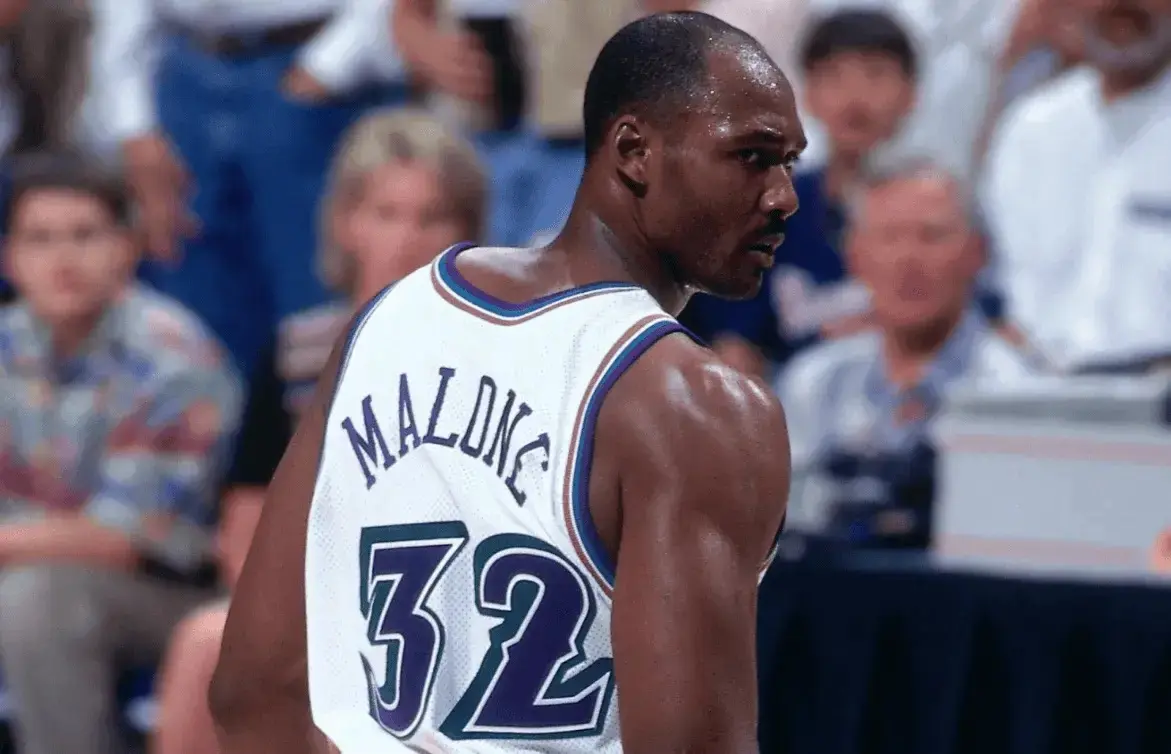 犹他爵士力克勇士，高效进攻完美发挥的简单介绍