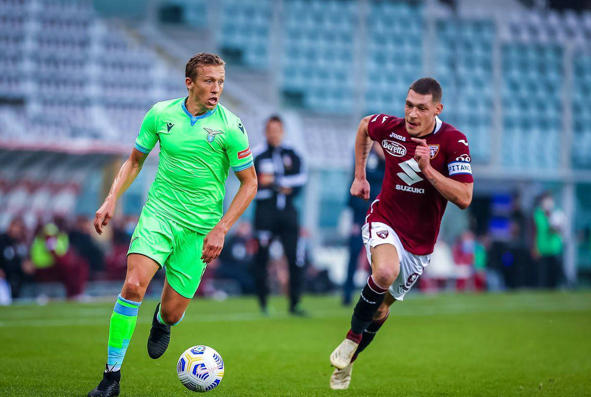 包含RB莱比锡队在德国足球联赛上击败对手的词条