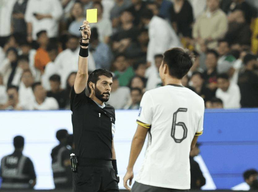 开云体育中国-裁判误判引发球队不满，连番申诉大声抗议的简单介绍