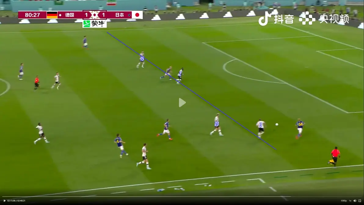 战术调整：教练下半场战术调整有效果