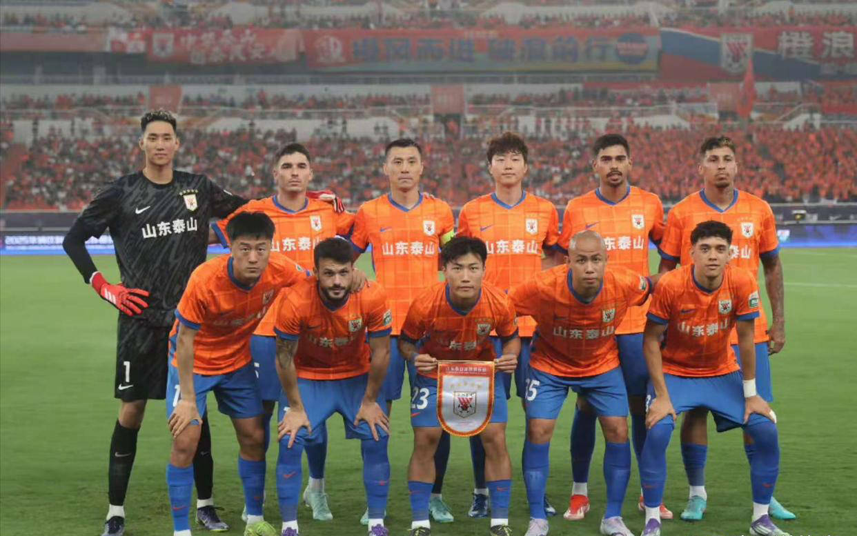 足球球队外援引进计划曝光,球迷看好新援表现 足球球队外援引进计划曝光,球迷看好新援表现