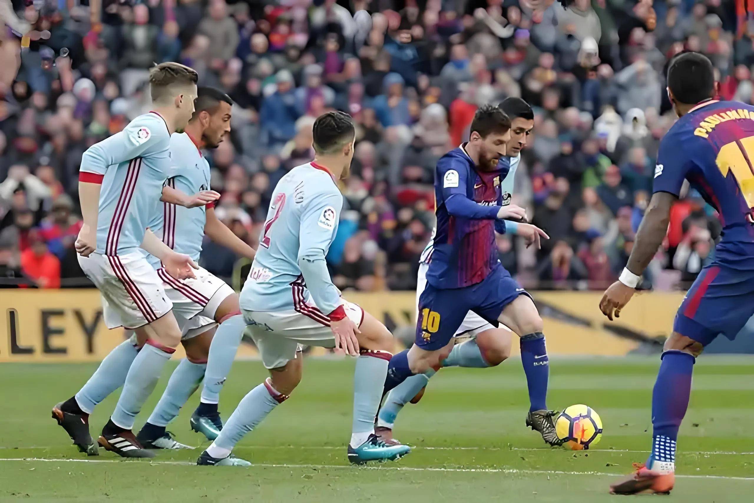 不来梅客场惨遭击败,降级阴影笼罩 不来梅客场惨遭击败,降级阴影笼罩