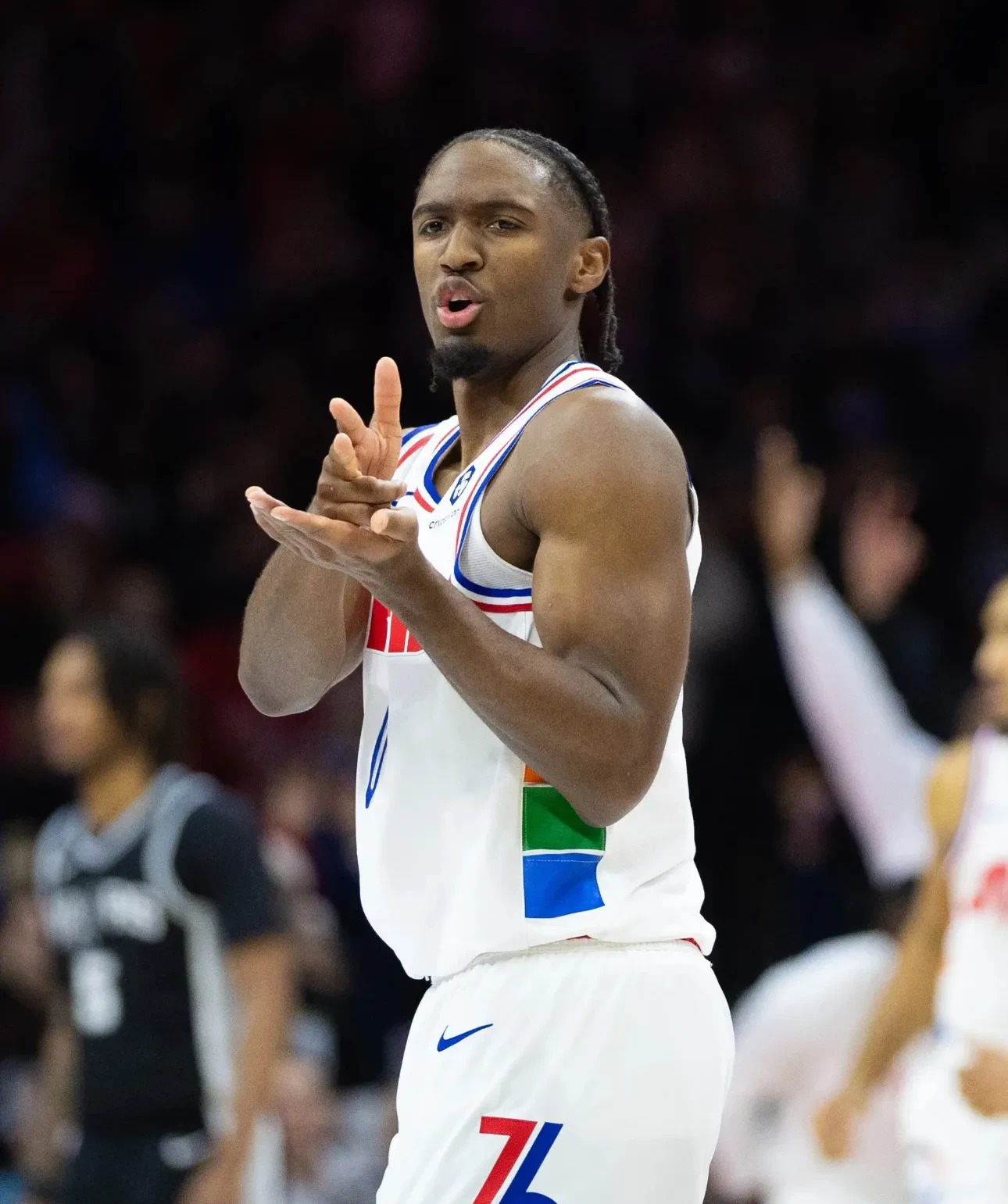 76人主场擒凯尔特人,恩比德砍下35分 76人主场擒凯尔特人,恩比德砍下35分