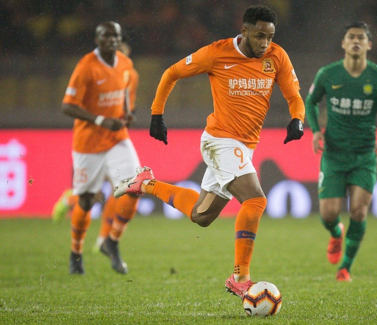 卓尔战胜华夏，积分榜上继续逼近亚冠名额