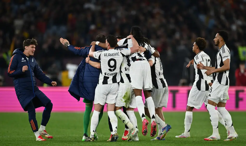 尤文图斯主场失利,欧冠前景堪忧 尤文图斯主场失利,欧冠前景堪忧