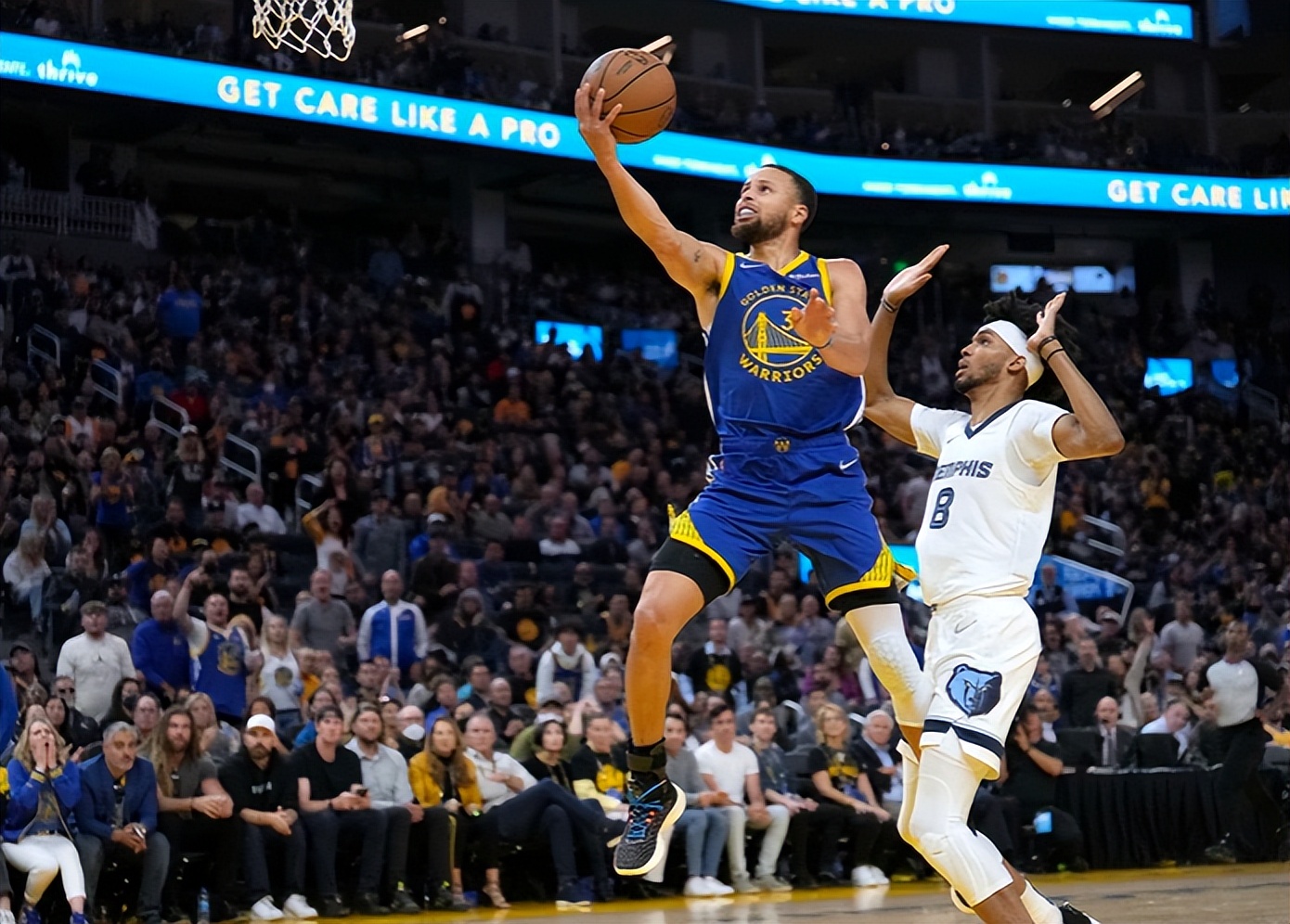 NBA西部决赛:勇士队大胜全面实力展示 NBA西部决赛:勇士队大胜全面实力展示