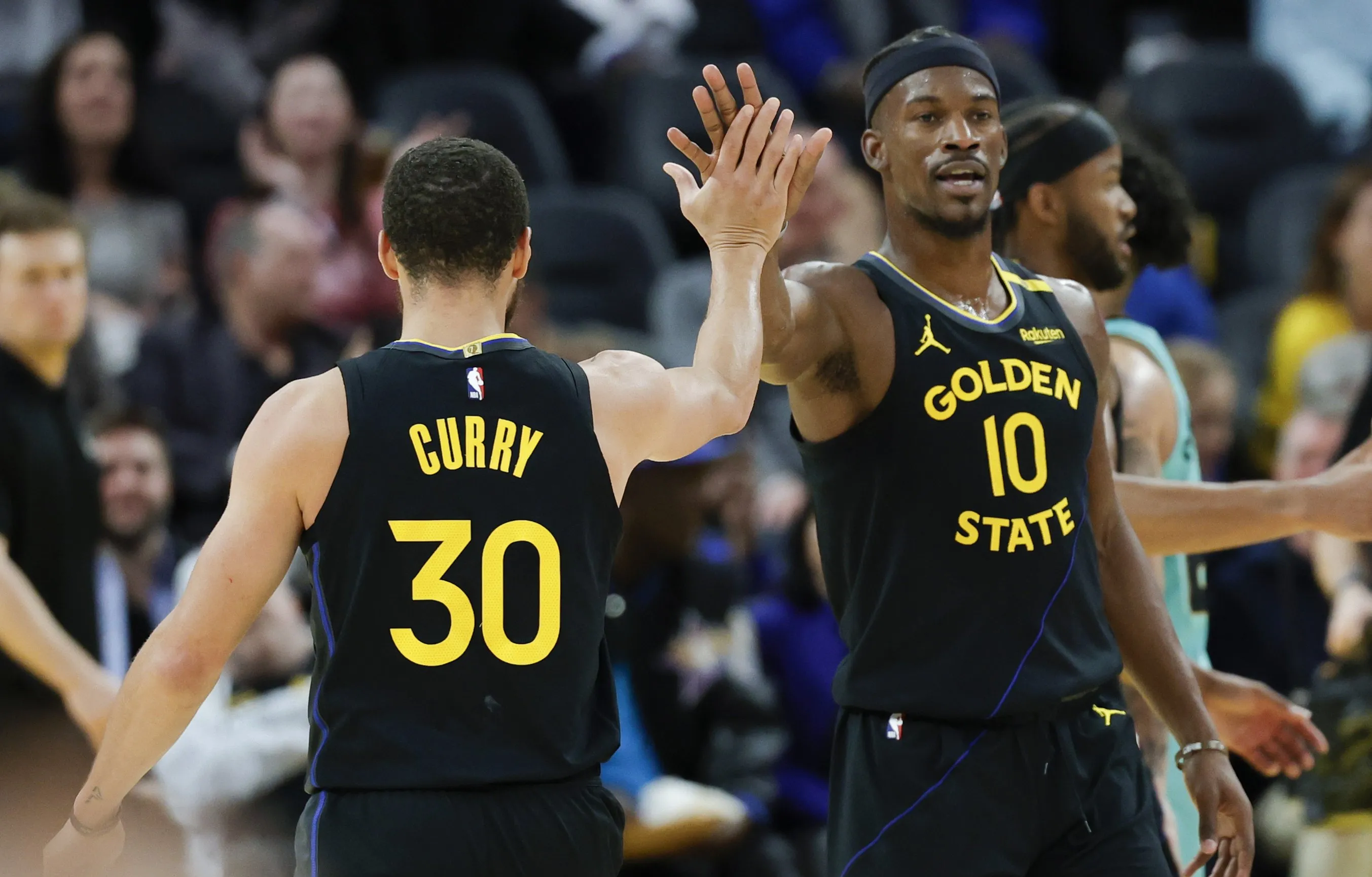 开云体育-勇士主场轻取公牛，继续领跑西部