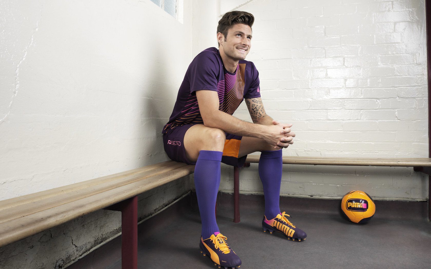 爵士生吞活剥国王，锡安化身孤独表演艺术家