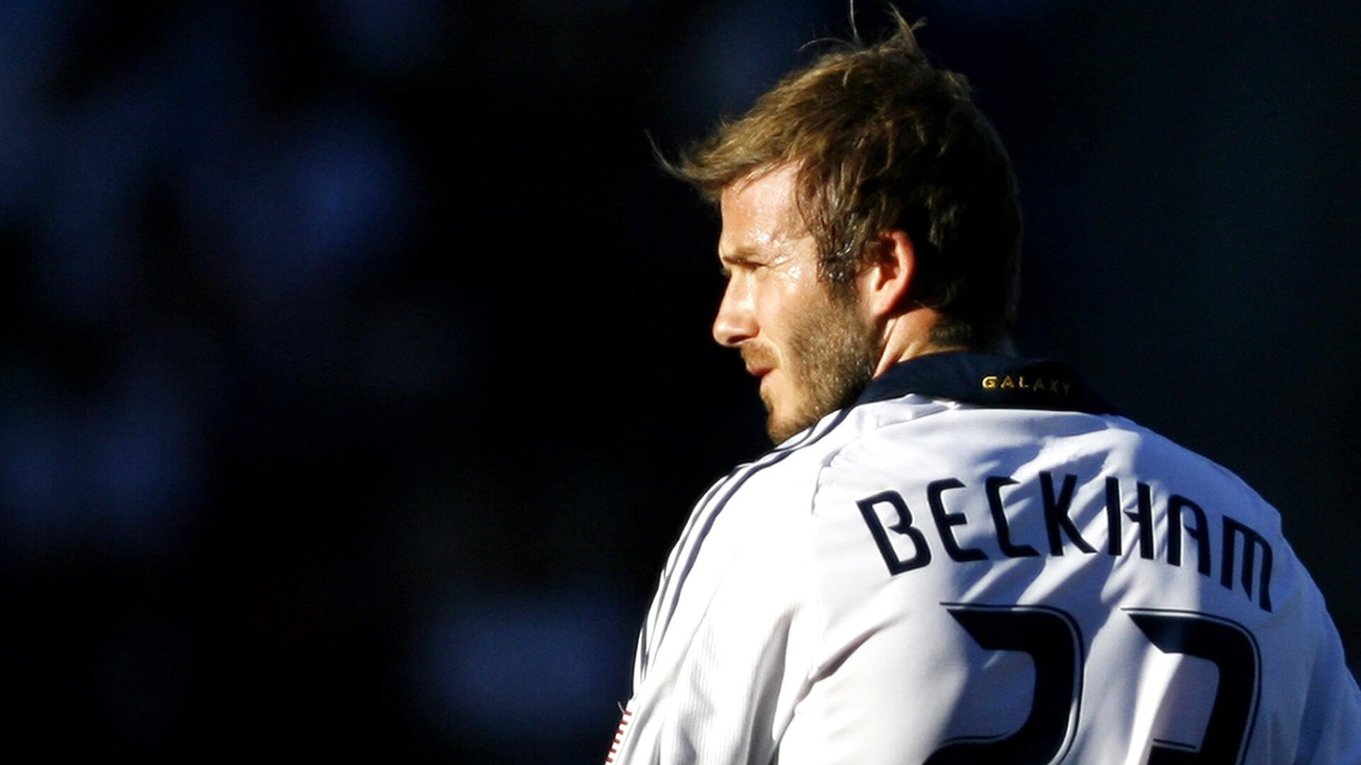 当伯纳乌防线降临北岸花园,楚阿梅尼东决跨界首秀评分拉满